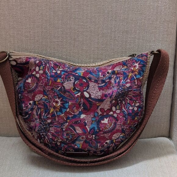 Sakroots Ryder Crochet Canvas Crescent Crossbody Shoulder Bag Boho Scandi Girl - Picture 12 of 13